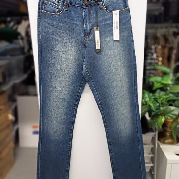 Women's Tahari Mid-Rise Straight Jeans - Picture 15 of 16